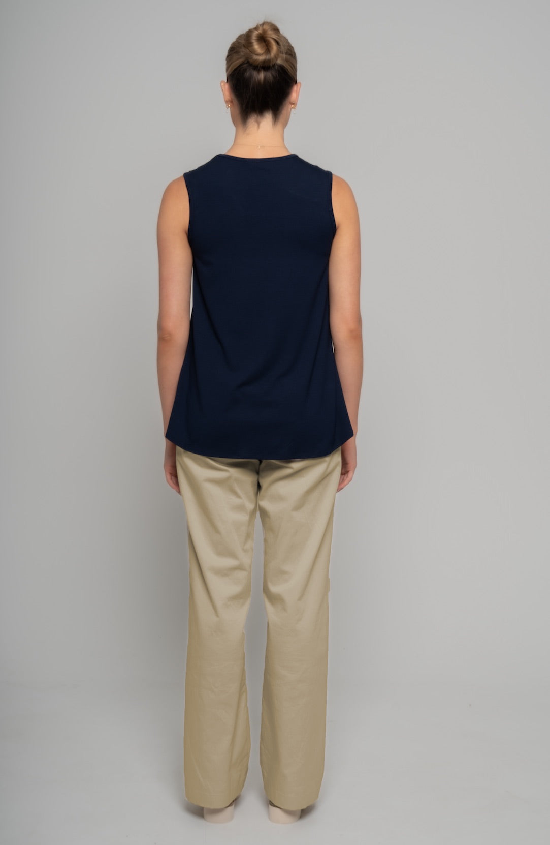 ALICIA V NECK TANK - Navy