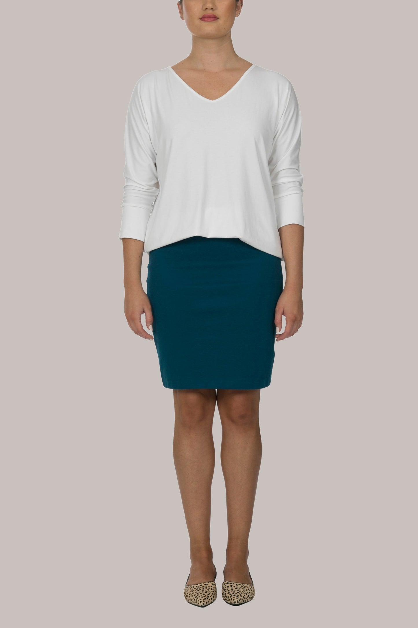FLOURISH TOP - Chalk