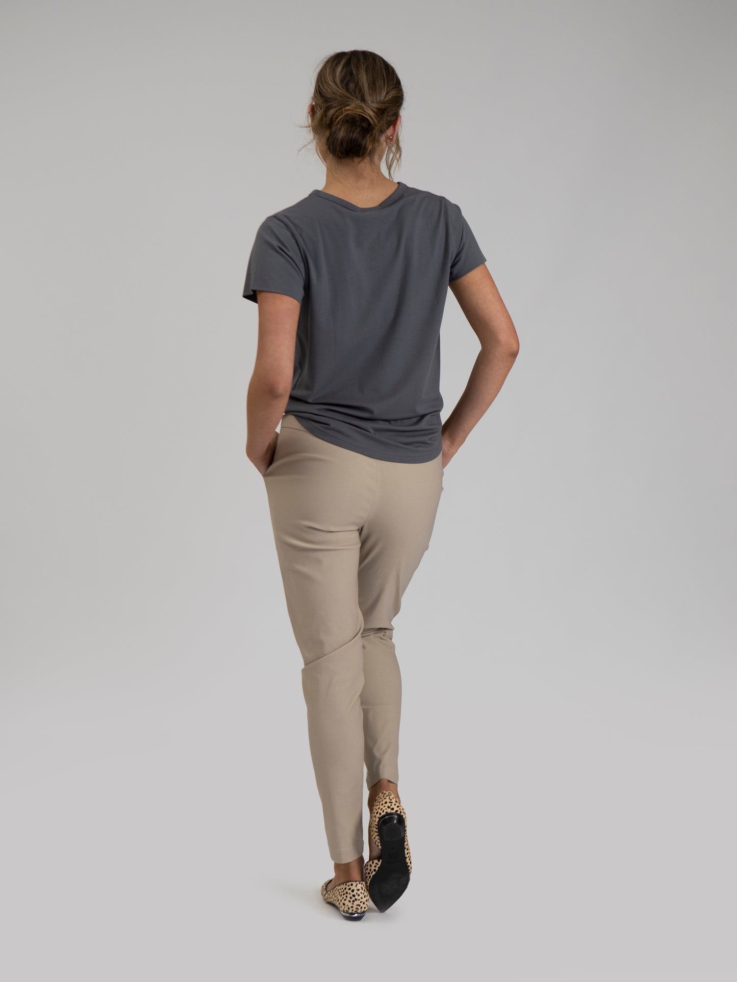FEEL GOOD TEE - Steele